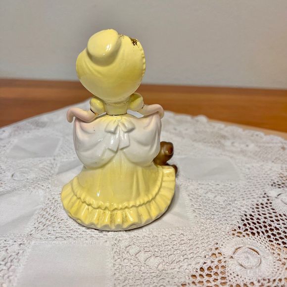 Josef Originals Vintage Colonial Days Girl Series, Girl and Dog Figurine - Picture 6 of 10